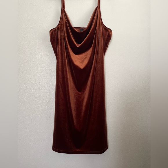 SHEIN Dresses & Skirts - Cowl Neck Velvet Bodycon Dress